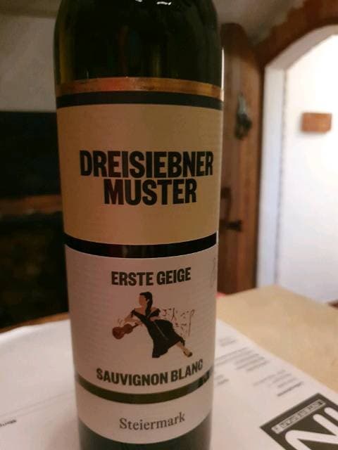 Dreisiebner Muster Sauvignon Blanc Erste Geige 0,75 l Angebot bei Interspar