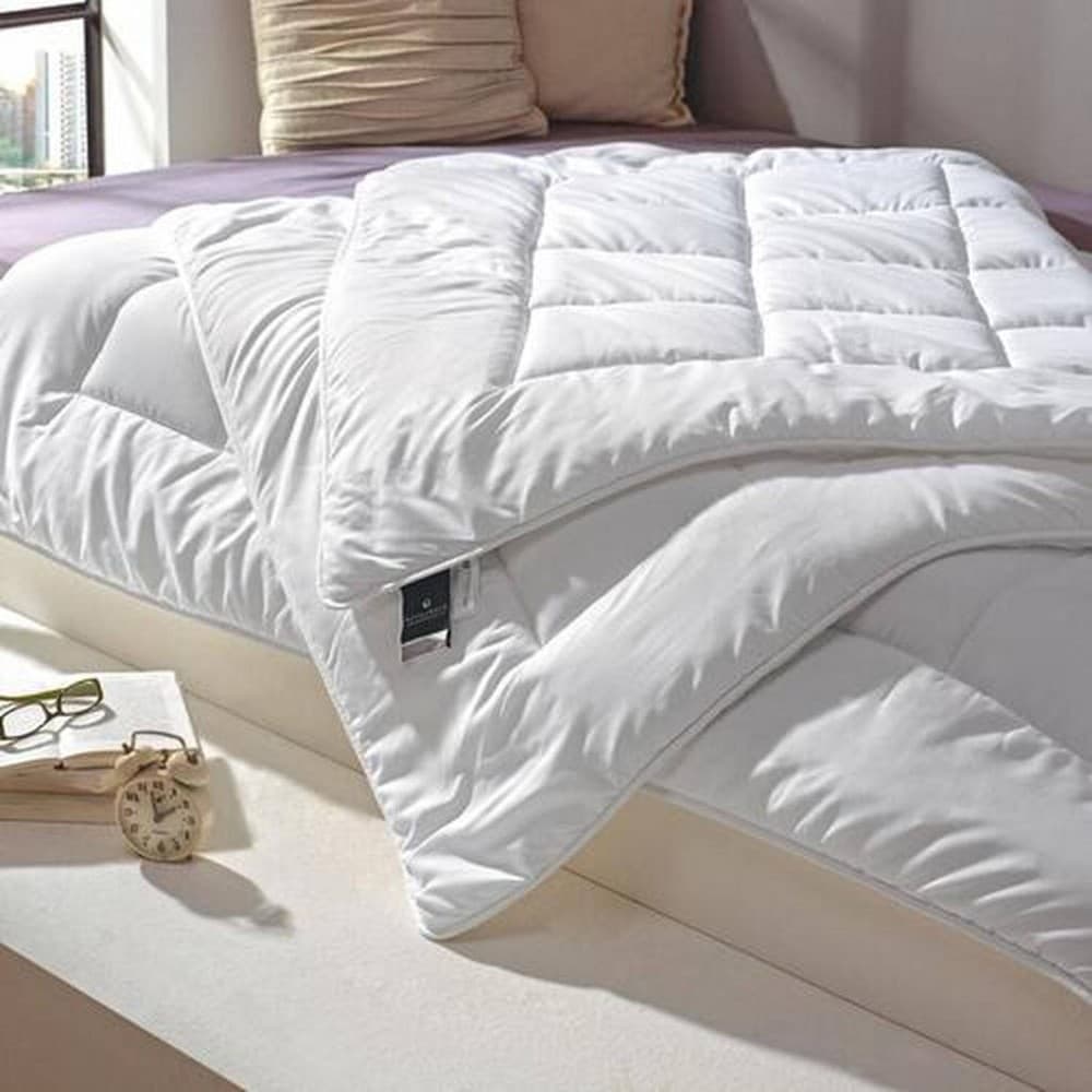 Weißware Classic Clean Ganzjahresdecke, 140x200 cm – XXXLutz