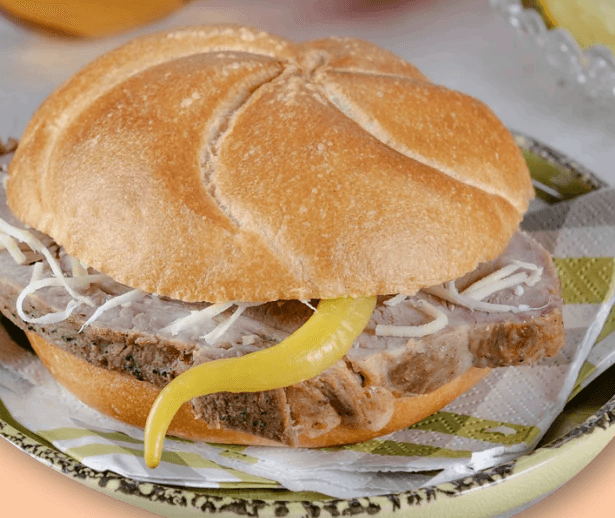 Schweinebraten-Semmel – MPREIS