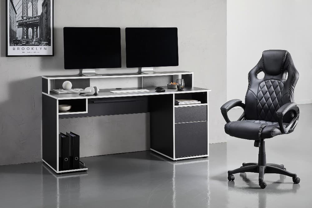Gamingtisch novel Angebot bei XXXLutz