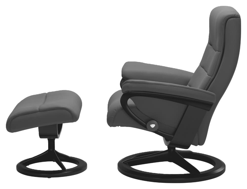 Stressless Nordic (M) mit Signature Untergestell inkl. Hocker – XXXLutz