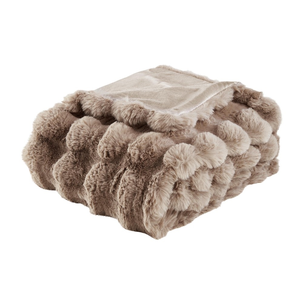 Felldecke Bella ca. 130x180cm Angebot bei Mömax