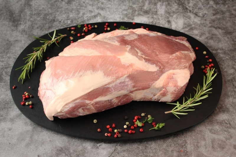 XXL Schopf ohne Knochen ohne Schwarte ca. 1,9 - 4 kg Angebot bei Penny