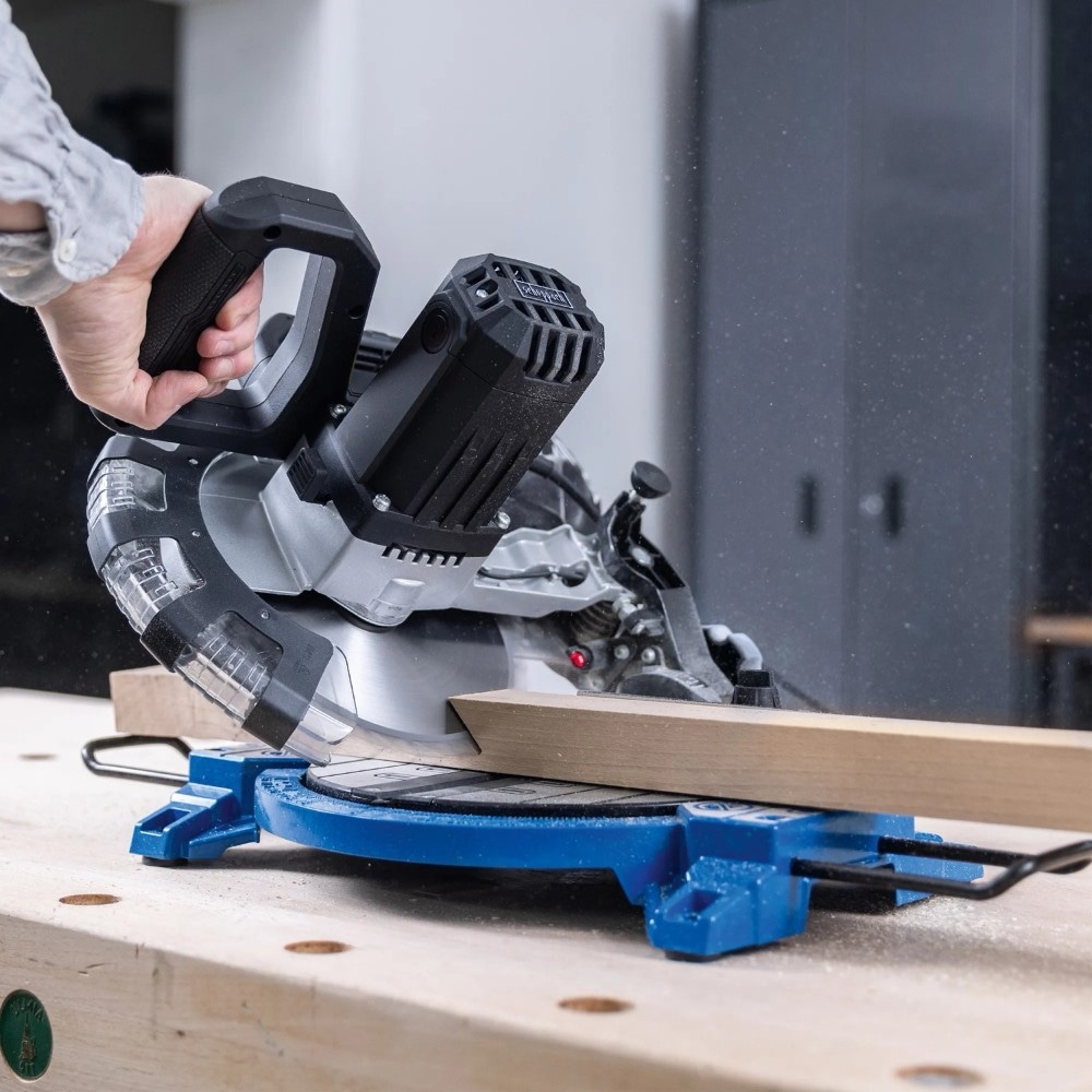 Kapp- und Gehrungssäge HM210L SCHEPPACH Angebot bei Zgonc