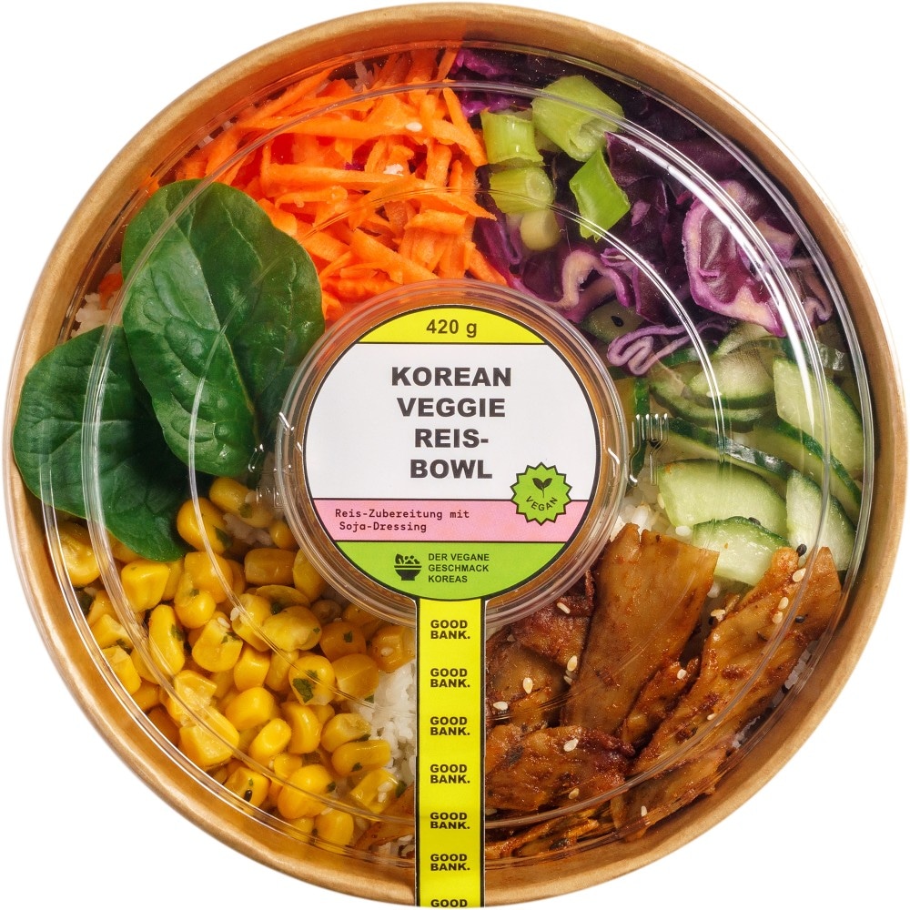 Korean Veggie Reis Bowl oder Peanut Chicken Couscous Bowl Angebot bei MPREIS
