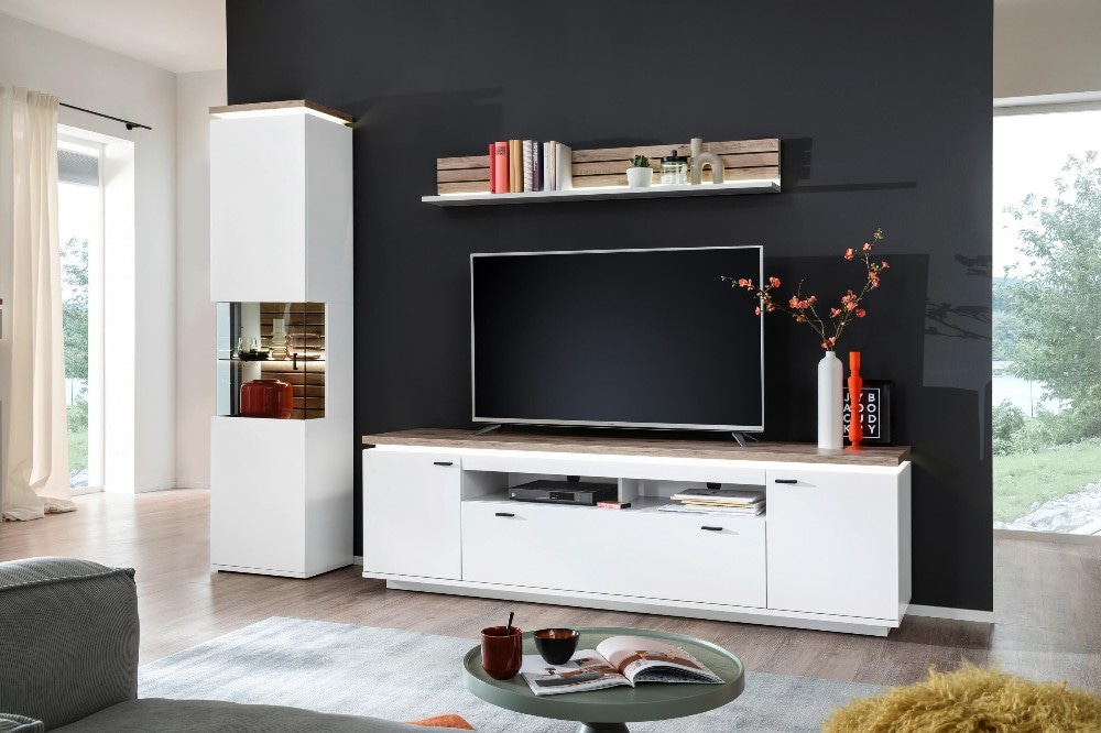 Wohnwand Modern White Stulife Angebot bei XXXLutz