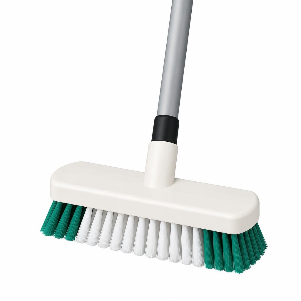 Outdoor-Reinigungshelfer Schrubber PowerTec Garden Angebot bei Norma