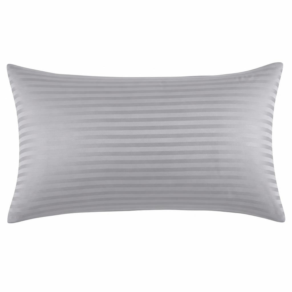 Satin Jacquard Polster 70 x 90 cm Novitesse Angebot bei Hofer