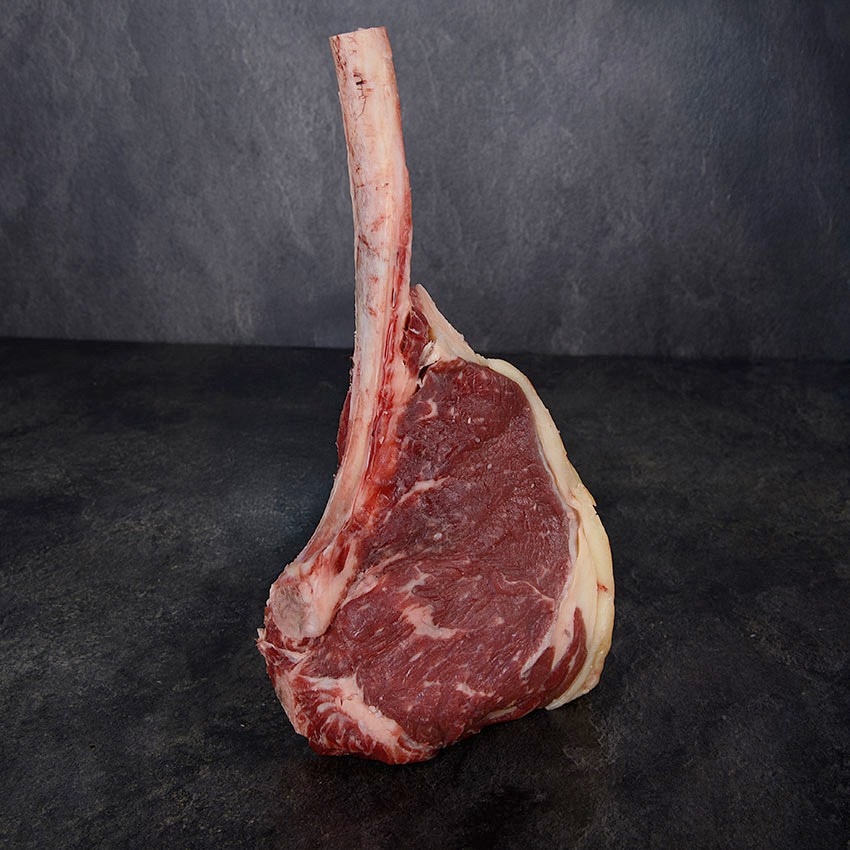 Österr. Kalbin Tomahawk-Steak per kg Alpenrind Angebot bei Maximarkt